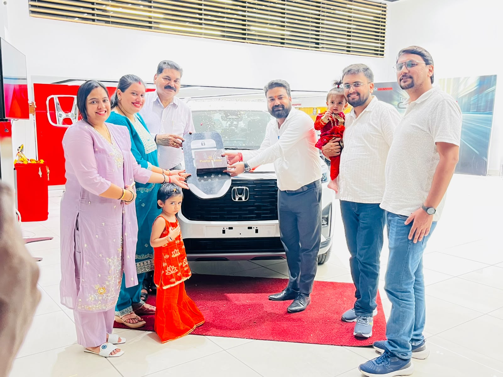 <p>Congratulation! for New Car..</p>
