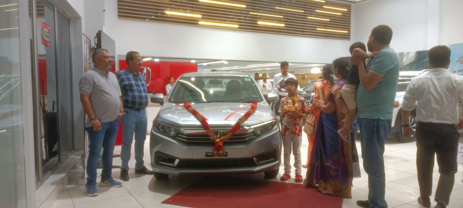 <p>Congratulation! for New Car..</p>
