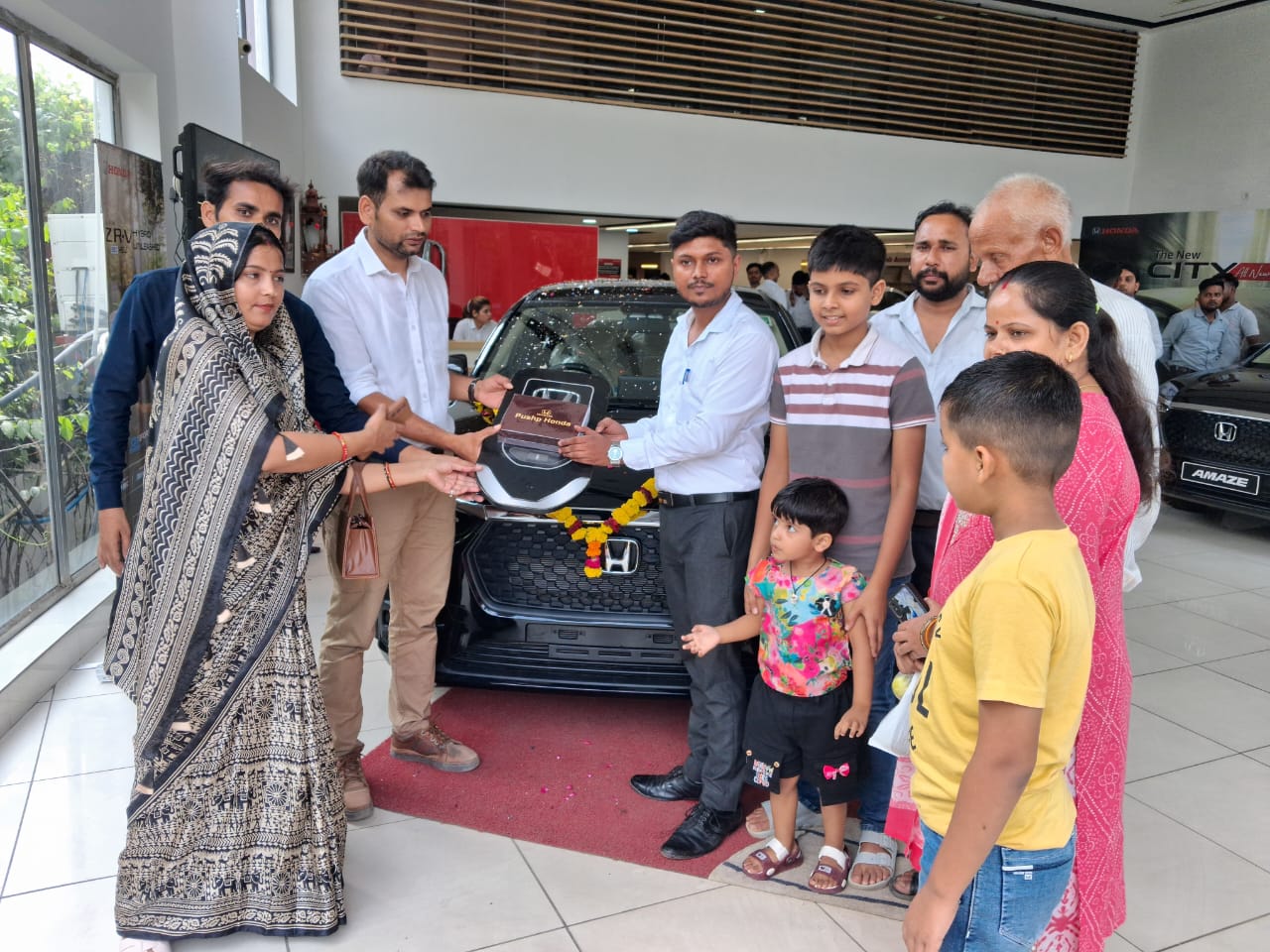 <p>Congratulation! on your new car&nbsp; ...</p>
