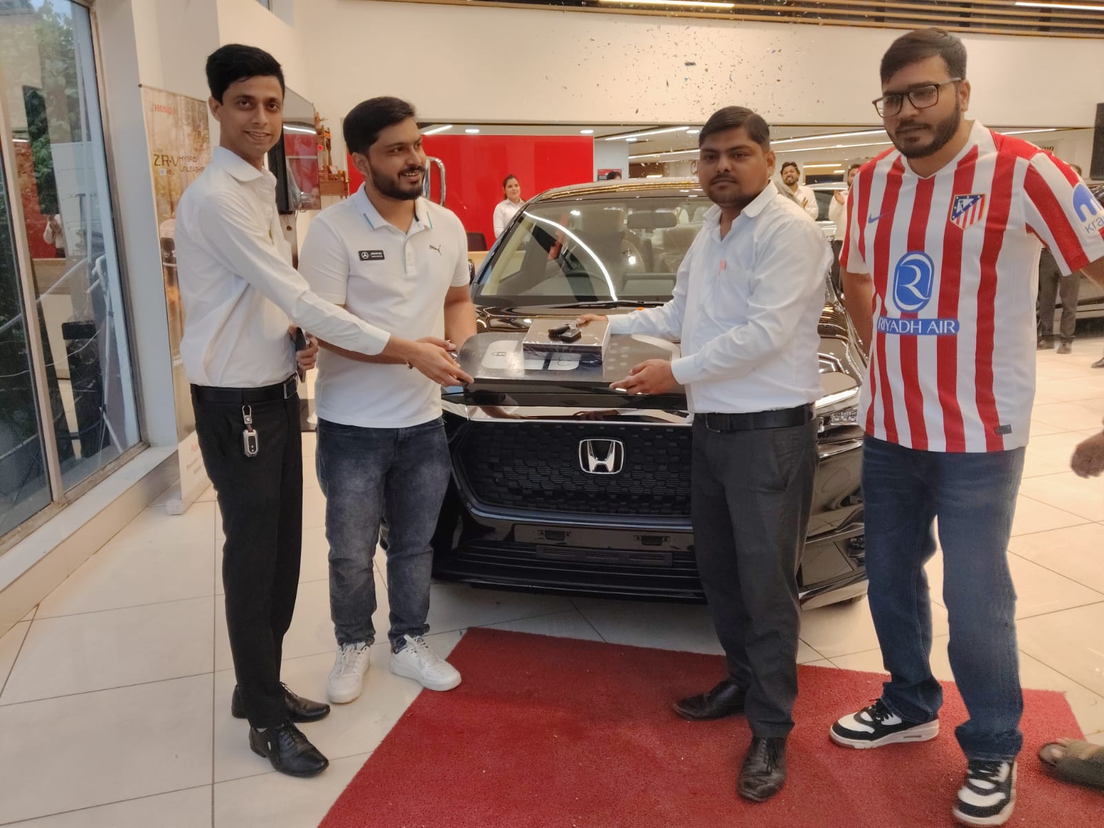 <p>Congratulation! on your new car&nbsp; ...&nbsp;</p>
